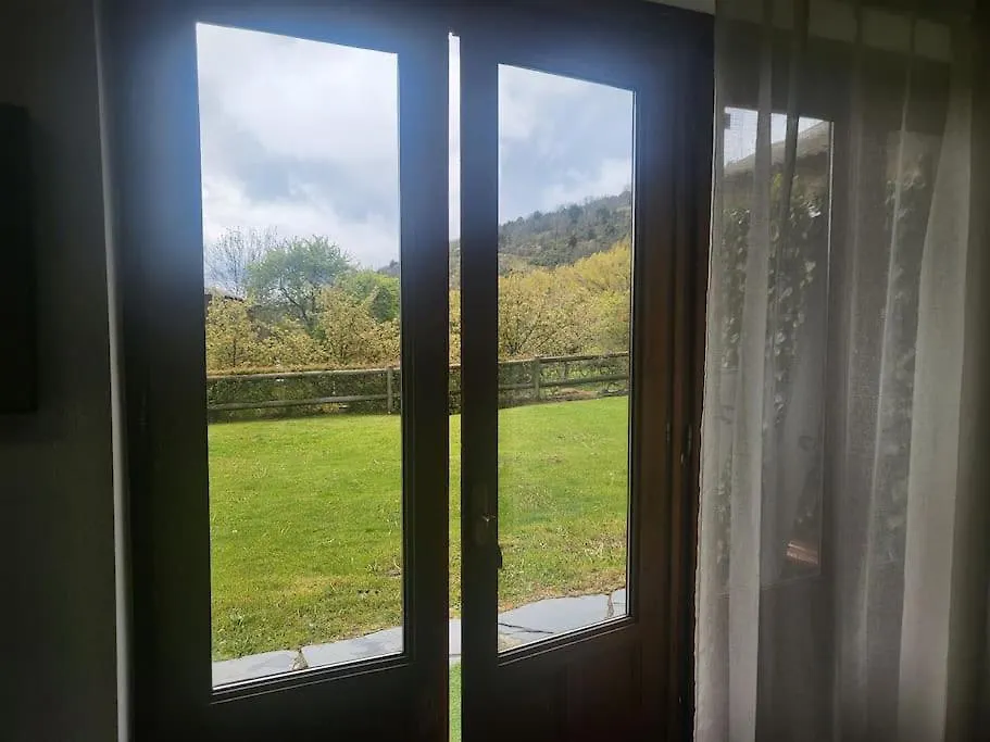 Apartamento Tranquilo En Eller, Bellver De Cerdanya Éller